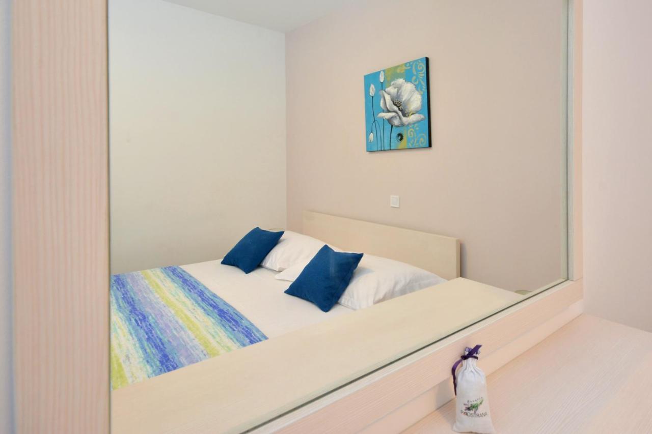 Seas The Day Apartments Podstrana Esterno foto