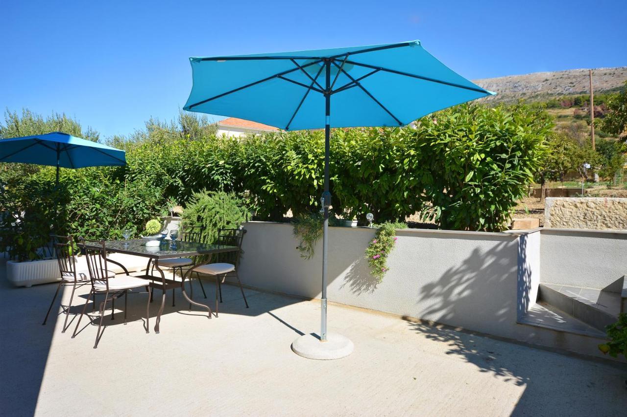 Seas The Day Apartments Podstrana Esterno foto
